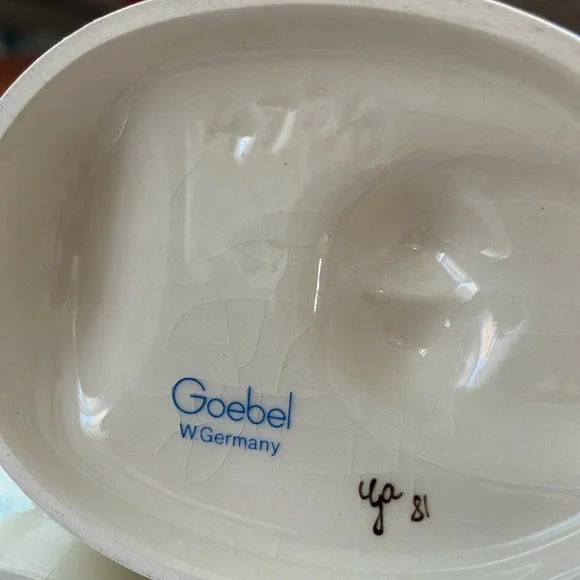 VINTAGE MJHUMMEL GOEBEL WGERMANY 47 3/0 #41 GOOSE GIRL FIGURINE 4” signed 1970’s - Picture 15 of 17